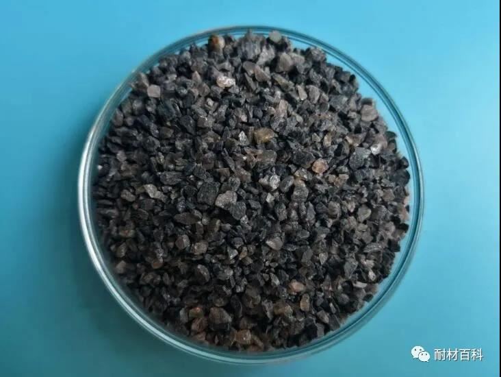 安达卢西特在耐火材料中的应用