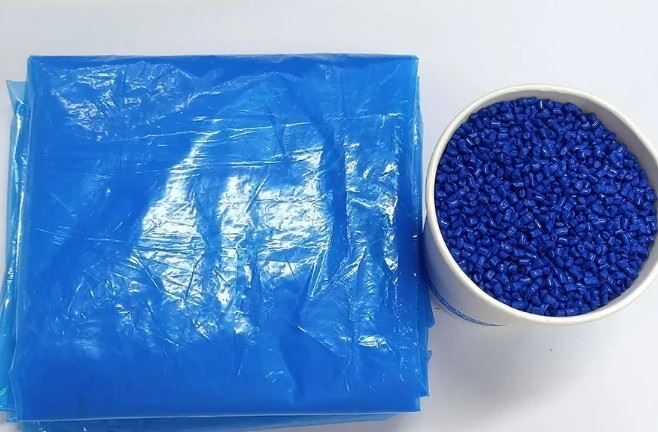 薄膜产品色母的使用注意事项——PUDA色母包装机