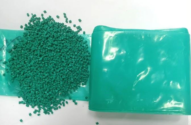 墨粉，母料和造粒的优缺点的比较 -  Puda颗粒包装......